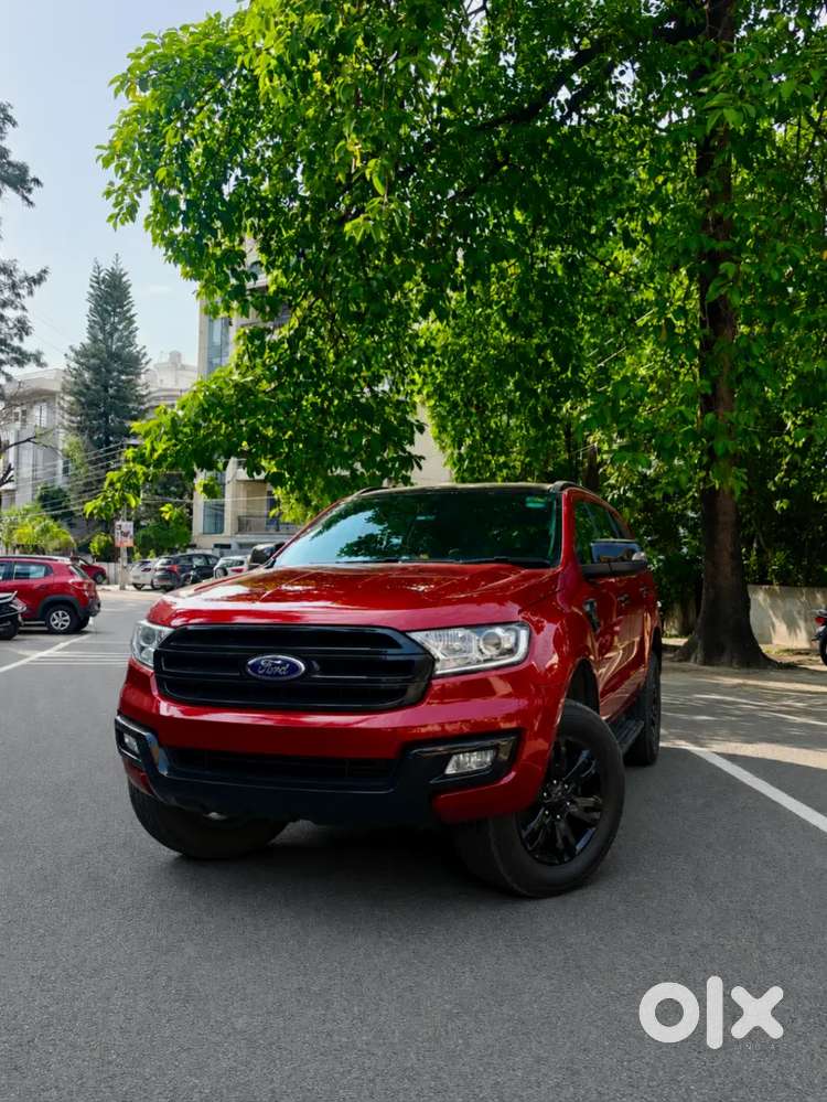 2017 Ford Endeavour 3.2 Trend At  ₹6+ Lakh Worth Premium Modification