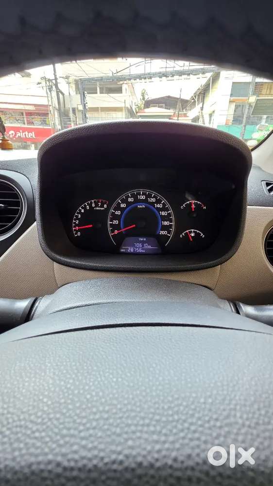 Mint Condition Grand I10 For Sale With Brand New Alloys.