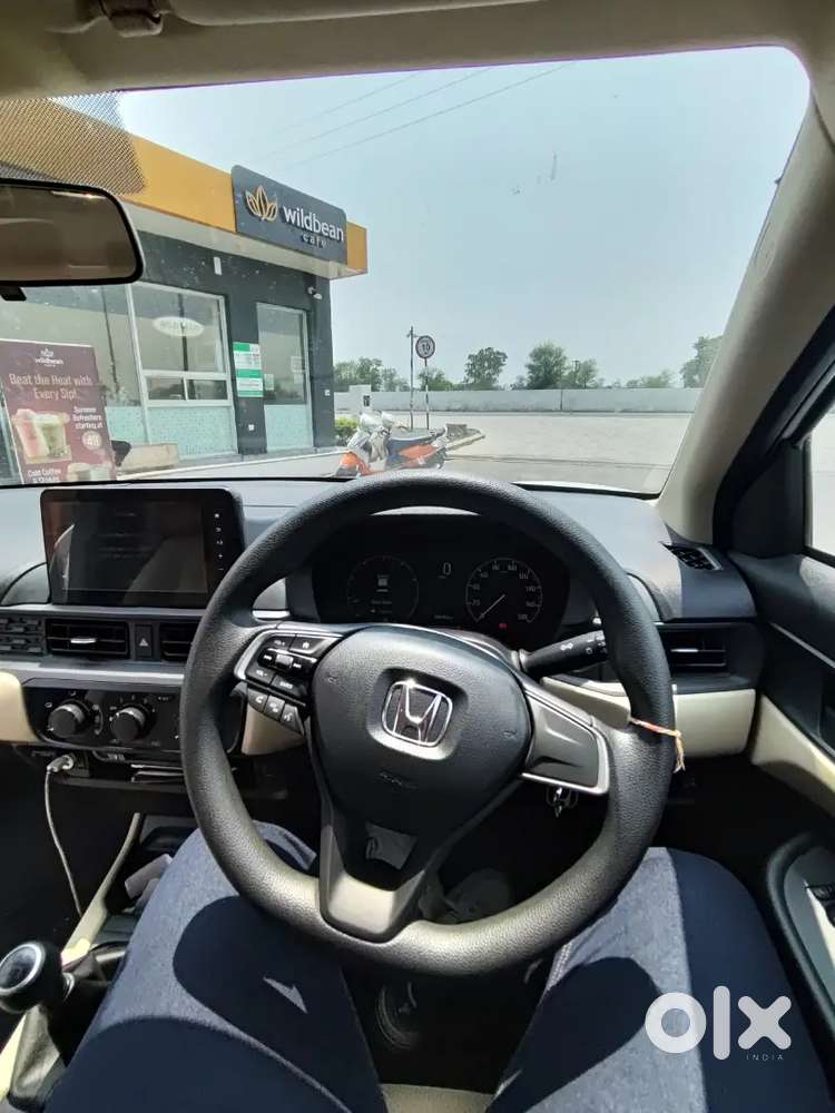 Honda Amaze 2025 Petrol 18000 Km Driven