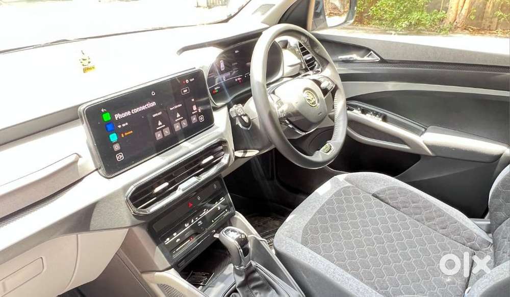Skoda Kylaq Signature Plus At, 2026