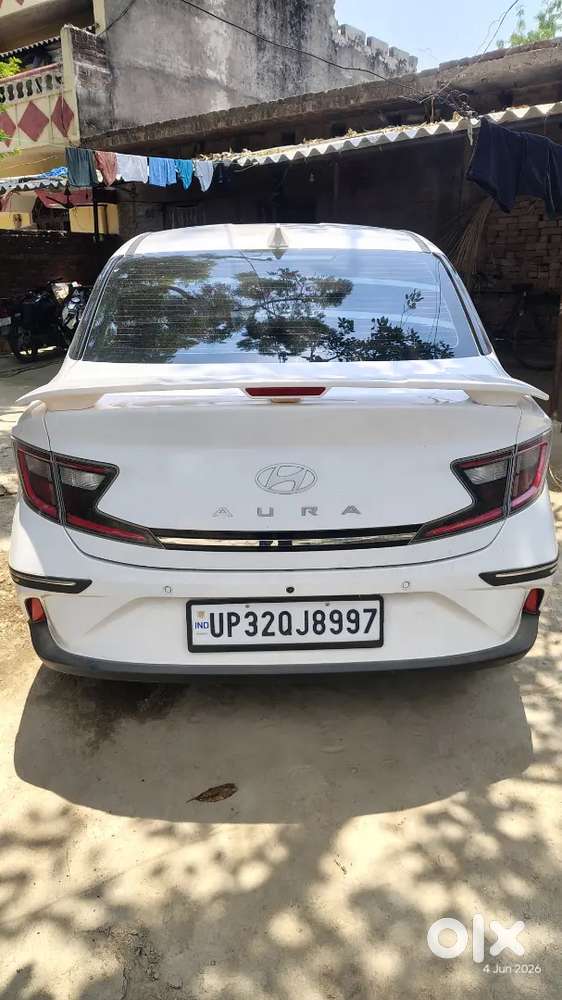 Hyundai Aura 1.2 Petrol 2025