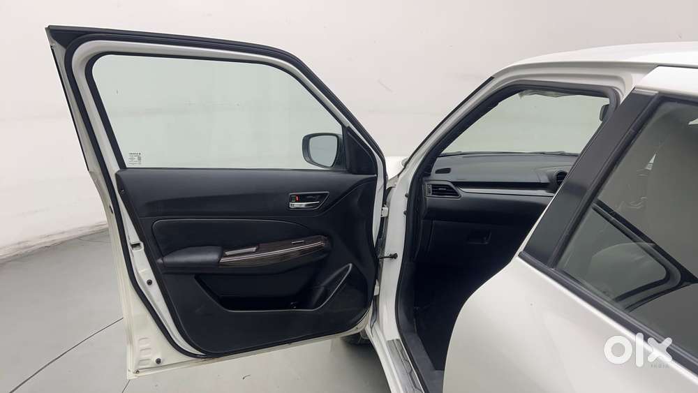Maruti Suzuki Swift Vvt Vxi, 2020, Petrol