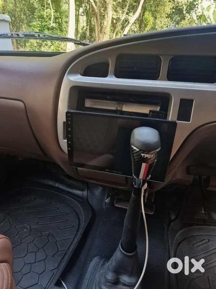 Toyota Qualis 2002