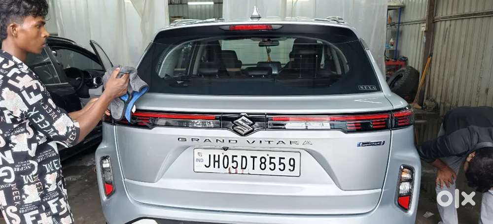 Urgent Sale Maruti Suzuki Vitara 05-may-2024 Hybrid