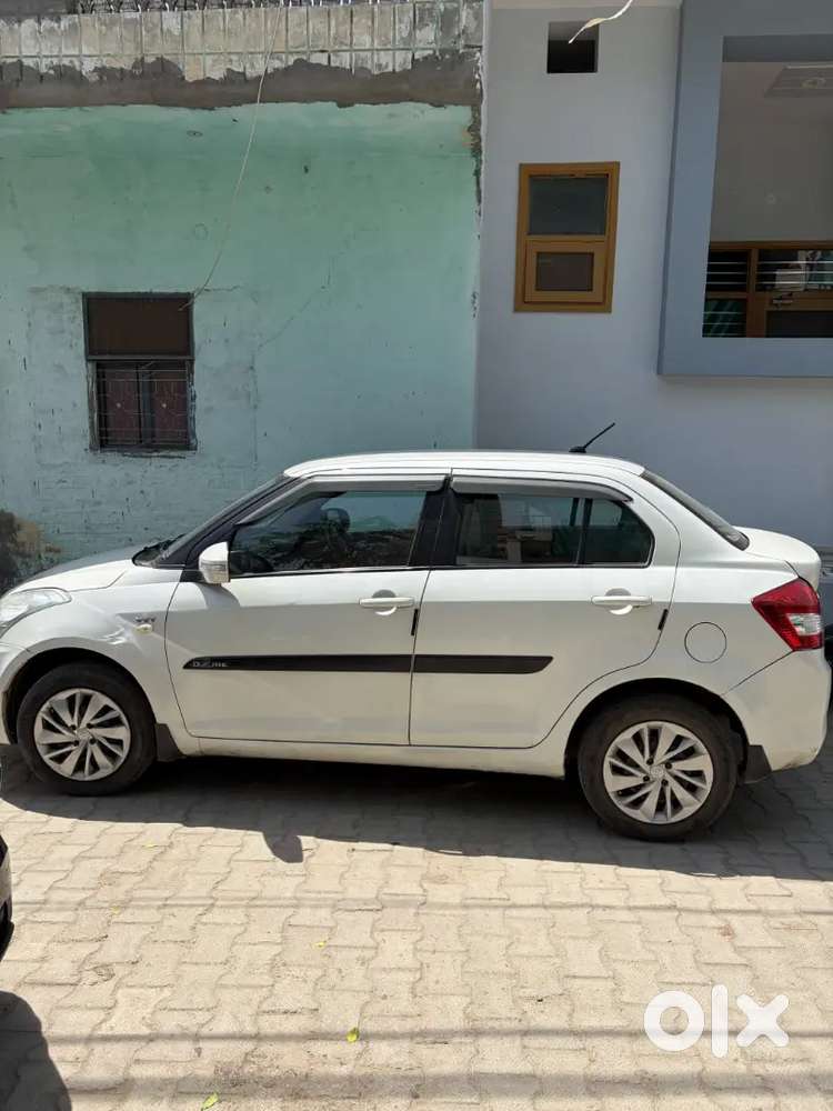 Swift Dezire Petrol+cng