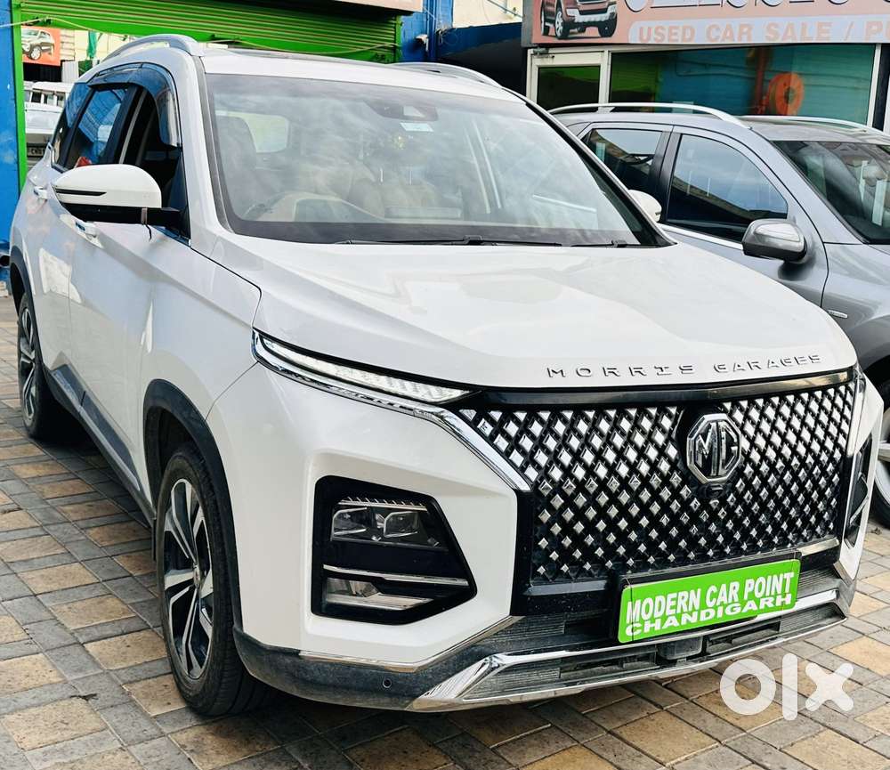 Mg Hector Plus Savvy Pro 1.5 Turbo Petrol Cvt 6 Str Dual Tone, 2024,..