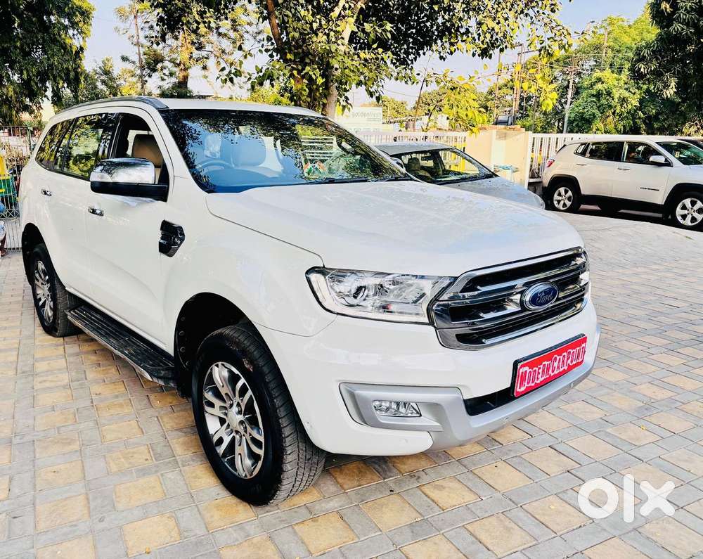 Ford Endeavour Titanium Plus 4x4, 2017, Diesel