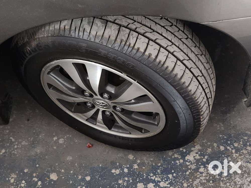 Toyota Innova 2015 Z Intercooler Diesel 130000 Km Driven