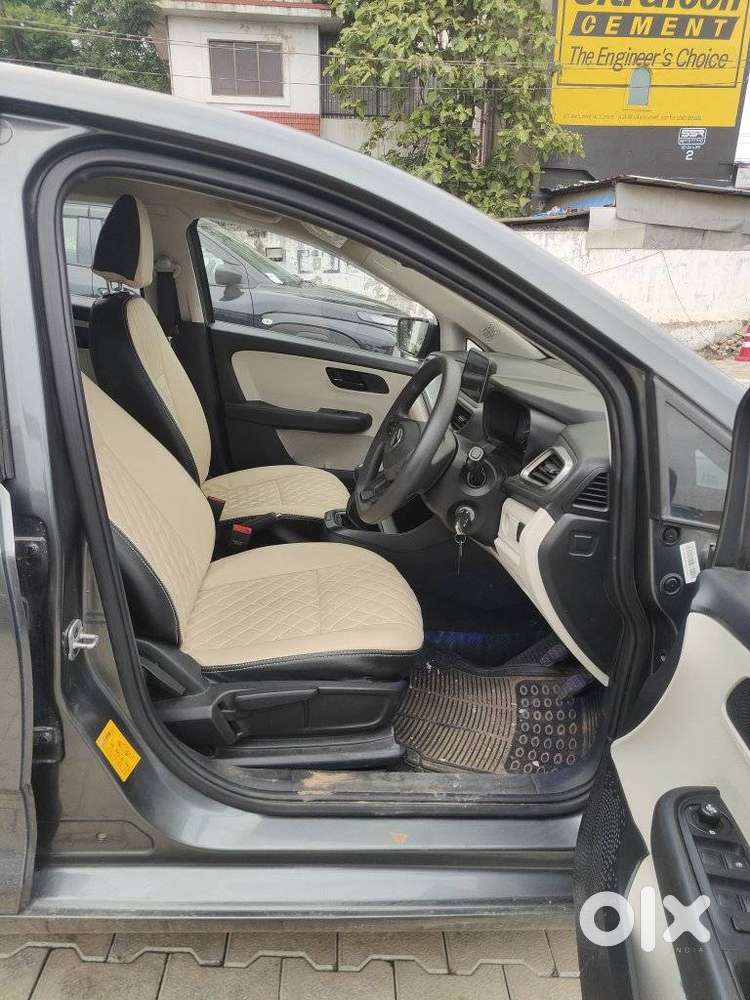Tata Altroz 1.2 Xm Plus, 2024, Petrol