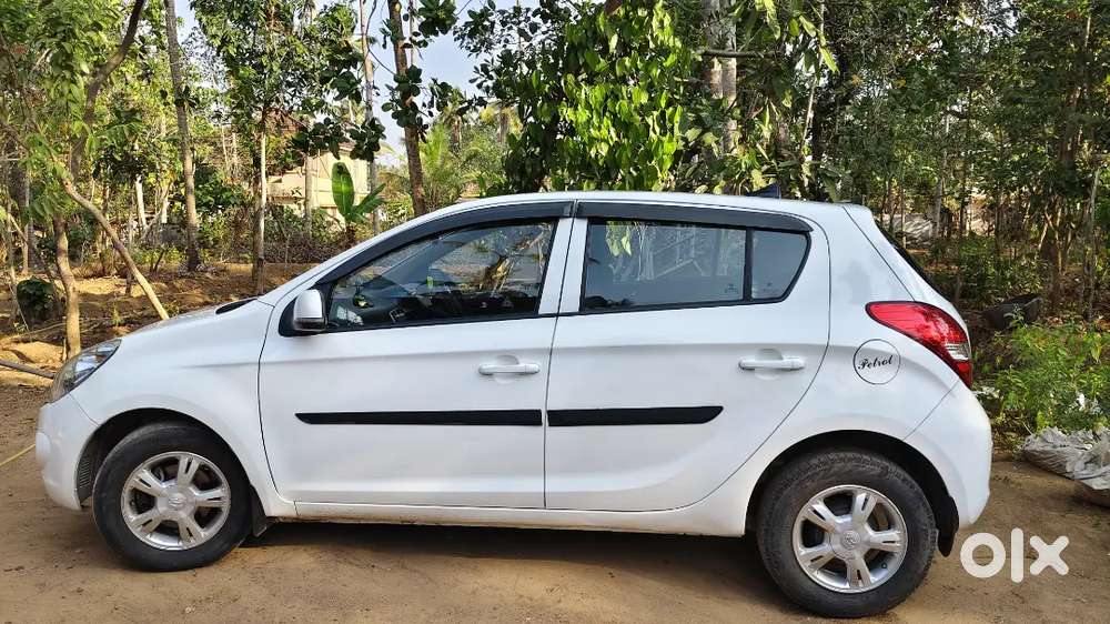 Hyundai I20 2010 Petrol 92000 Km Driven