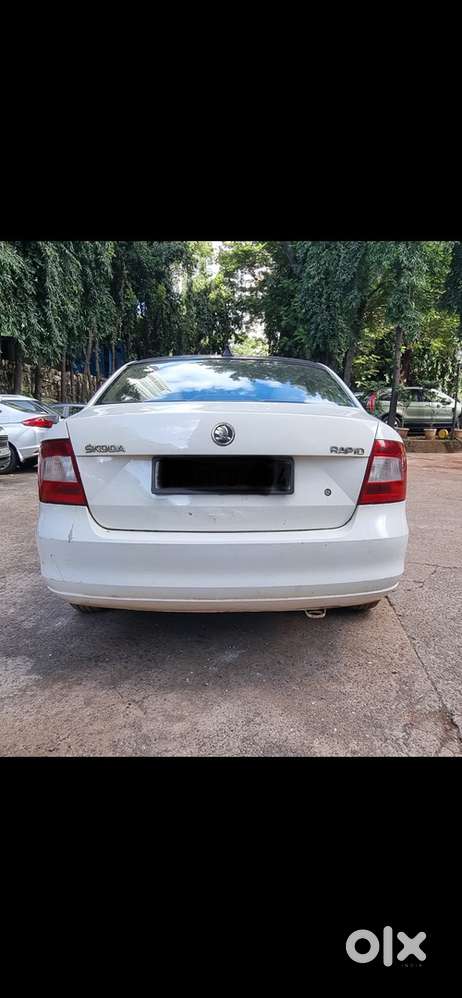Skoda Rapid 1.6 Petrol 2016