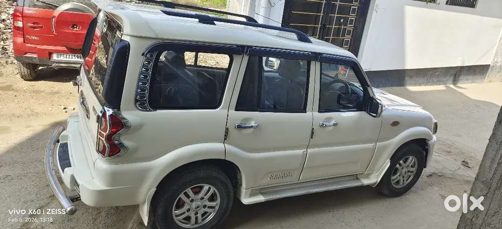Mahindra Scorpio Classic 2013 Diesel 75500 Km Driven