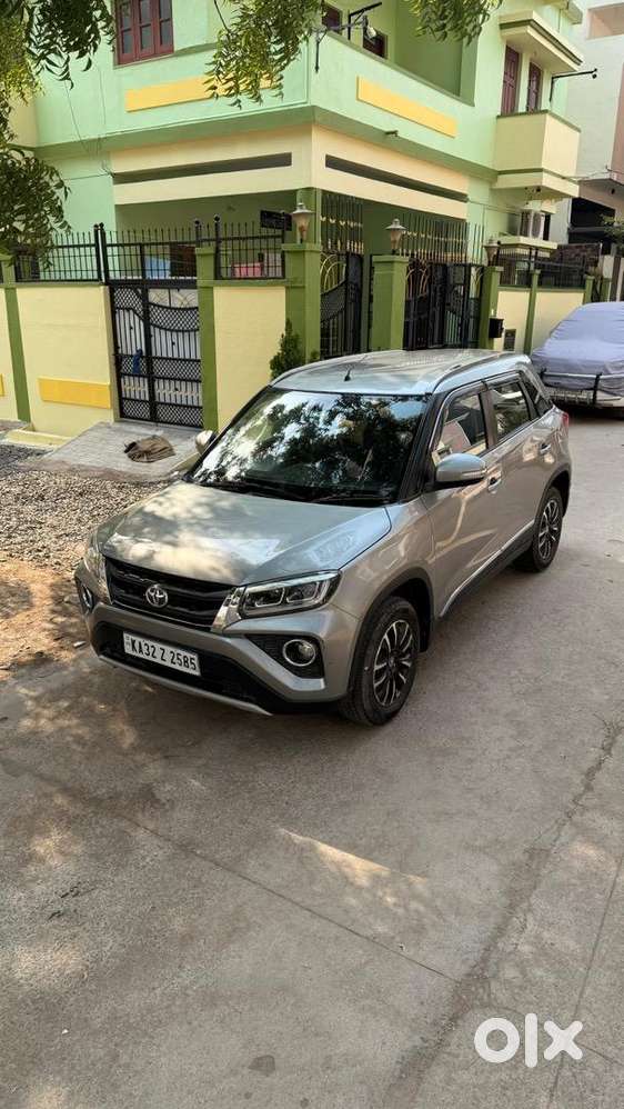 Toyota Urban Cruiser 2022 Petrol Well Maintained