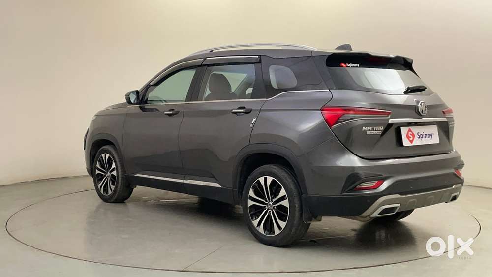 Mg Hector Plus 1.5 Sharp Turbo Cvt 6 Str, 2022, Petrol