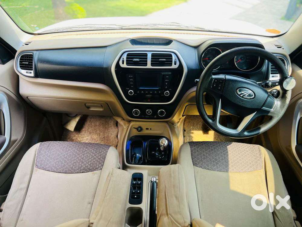 Mahindra Tuv 300 T8 Amt (automatic), 2016, Diesel