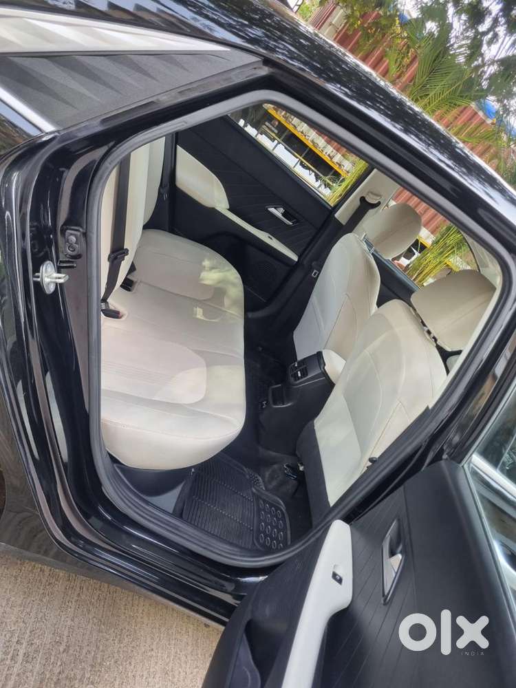 Hyundai Verna 1.5 Sx Ivt, 2023, Petrol
