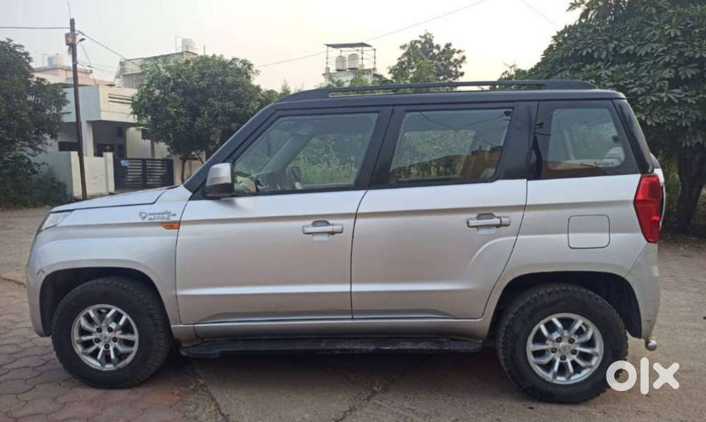 Mahindra Tuv 300 T8 Amt, 2016, Diesel