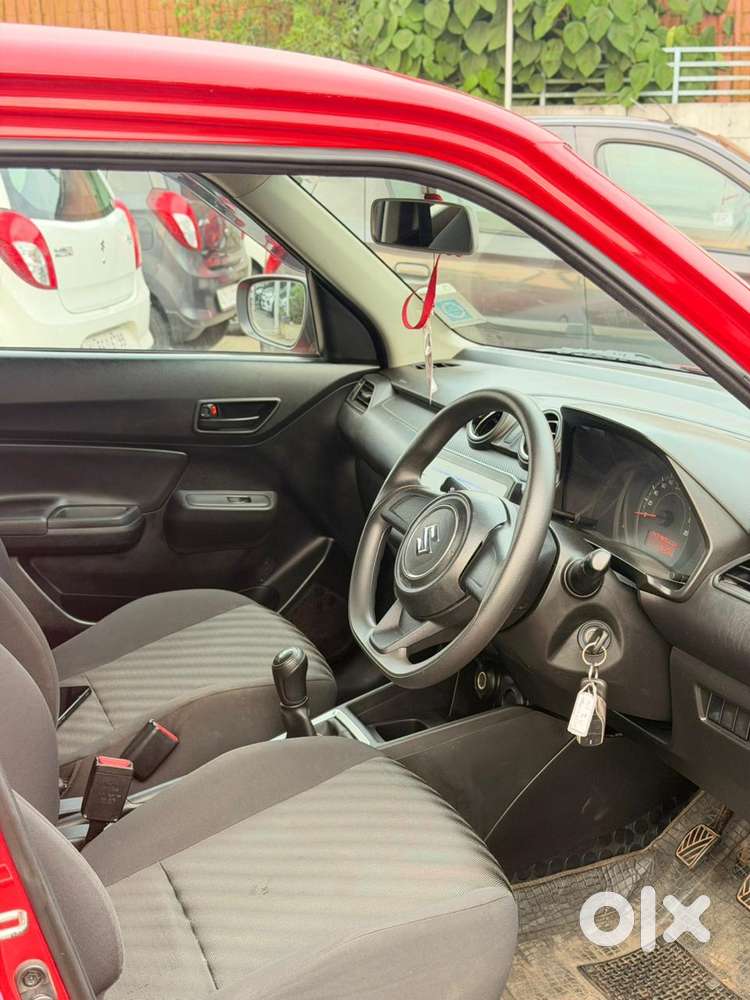 Maruti Suzuki Swift 1.2 Lxi (o), 2022, Petrol