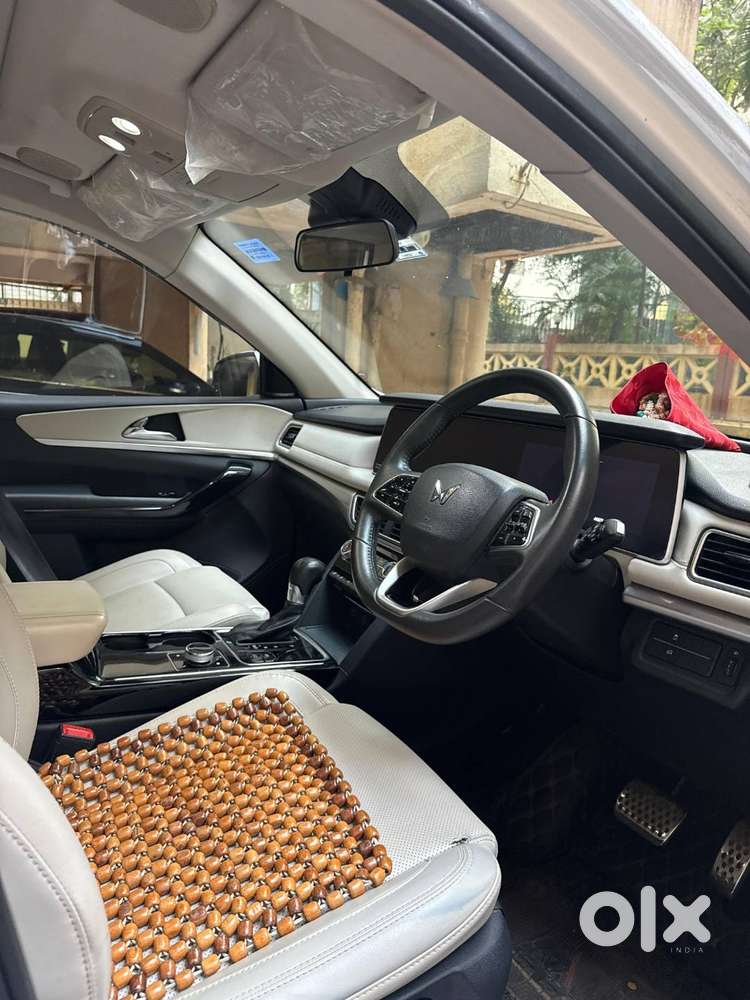 Mahindra Xuv700 Ax7 L Petrol Automatic Seven Seater2022
