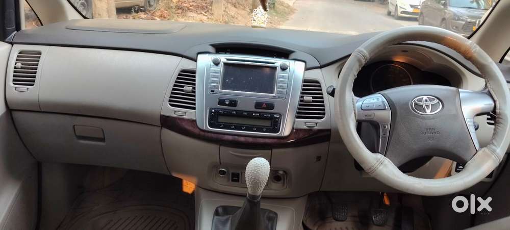 Toyota Innova 2.5 V 7 Str, 2014, Diesel
