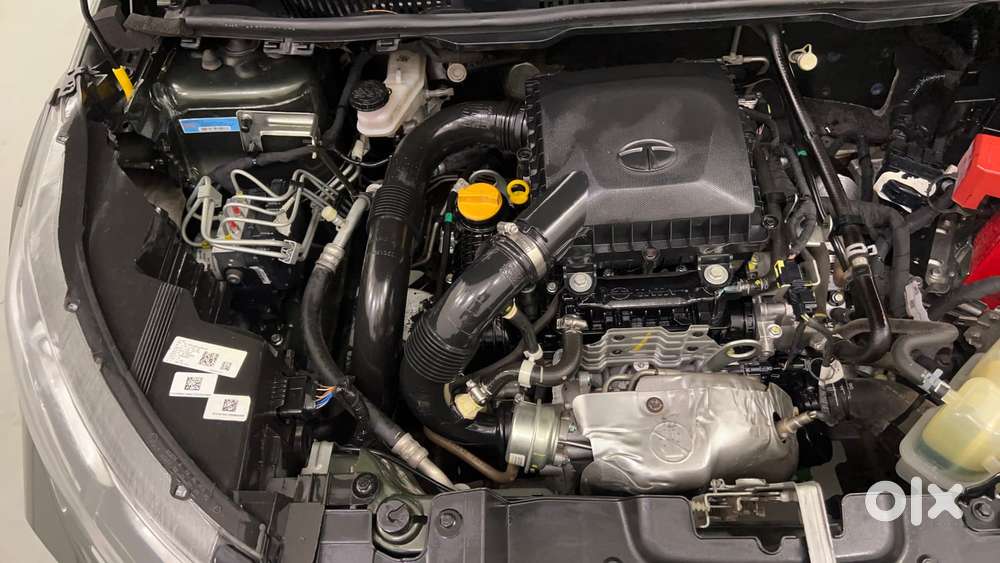 Tata Nexon 1.2 Revotron Xma Amt (s), 2022, Petrol