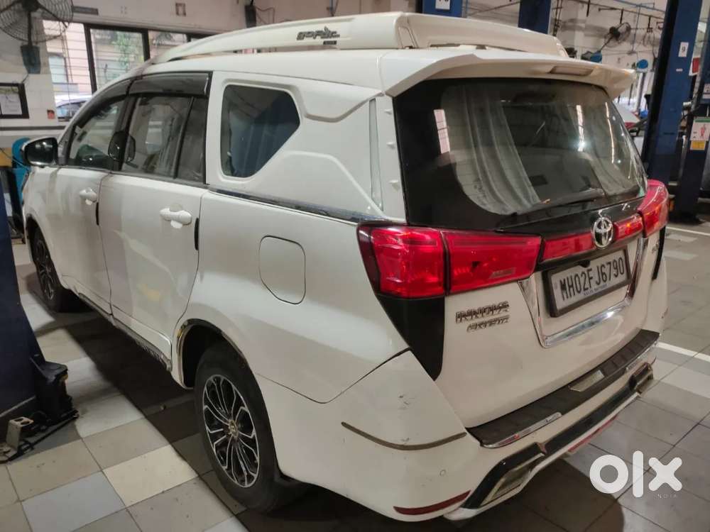 Toyota Innova Crysta [2020-ongoing] 2.4 Gx At 8 Str, 2020, Diesel