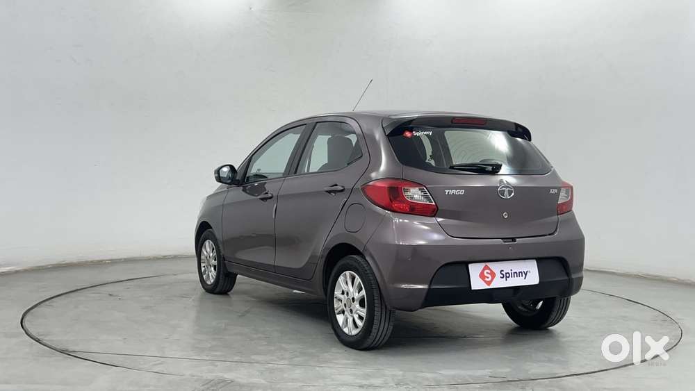Tata Tiago Xza, 2017, Petrol
