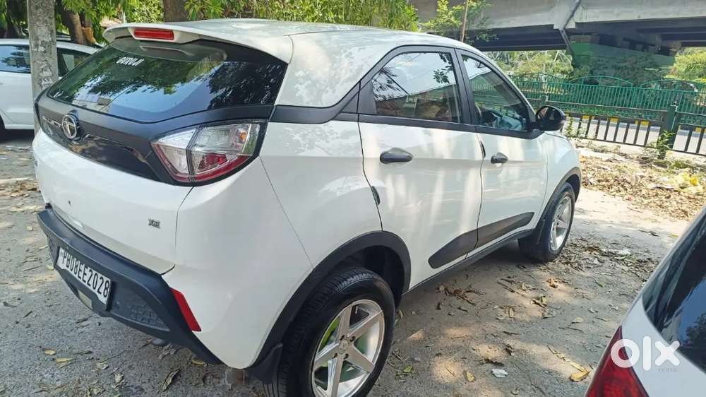 Tata Nexon Fearless Plus 2018