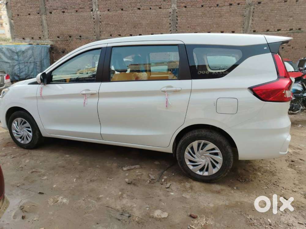 Maruti Suzuki Ertiga Vxi Shvs At, 2026, Petrol