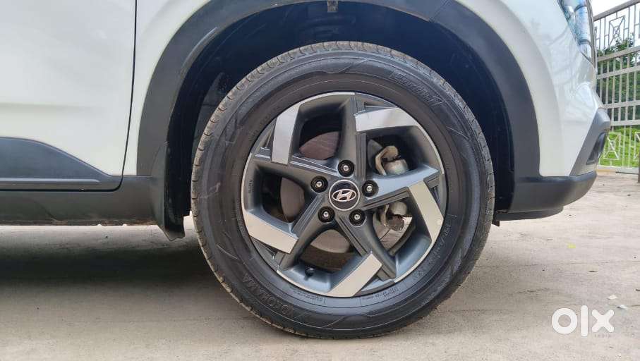 Hyundai Venue Sx Plus Turbo Dct, 2019, Petrol