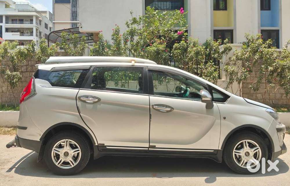 Mahindra Marazzo M6 8str, 2018, Diesel