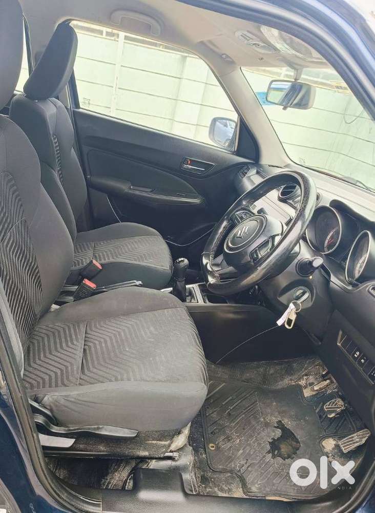 Maruti Suzuki Swift Vxi Optional, 2022, Petrol