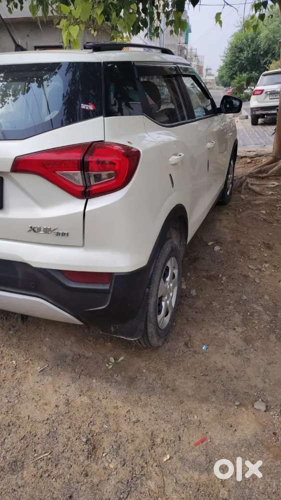Mahindra Xuv300 2023 Petrol