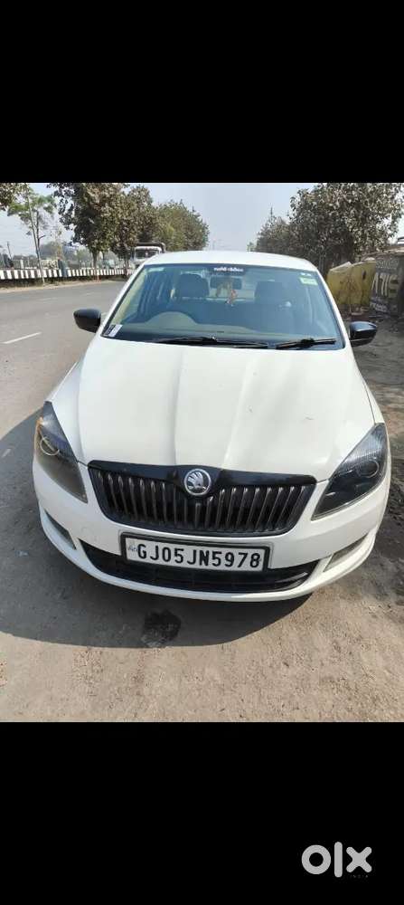 Skoda Rapid Elegance 2015 Diesel Automatic