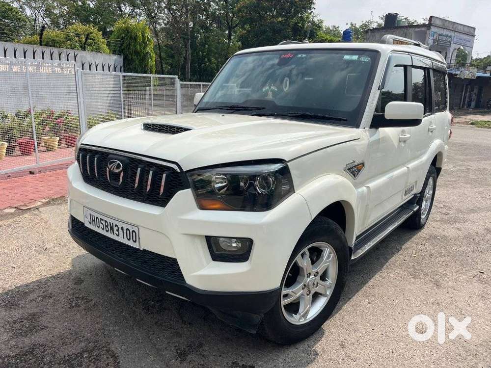Mahindra Scorpio S10 8 Seater, 2016, Diesel