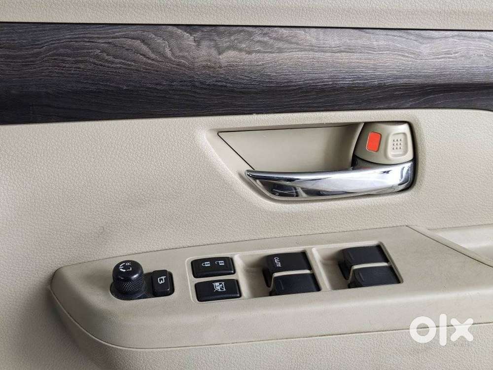 Maruti Suzuki Ertiga Zxi Plus At Shvs, 2022, Petrol