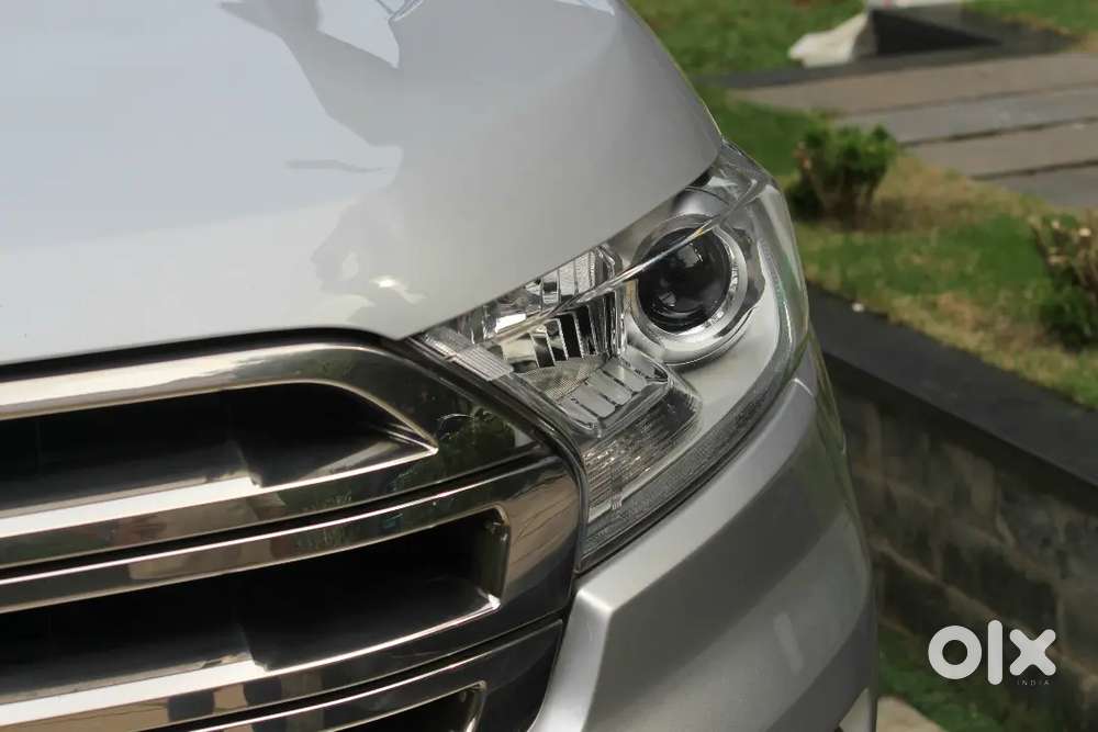 Ford Endeavour 3.2 Titanium 4&times;4