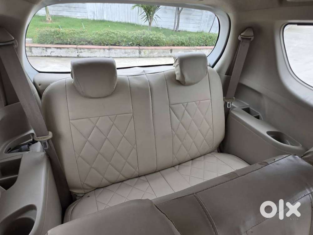Maruti Suzuki Ertiga Vxi Abs, 2013, Cng & Hybrids