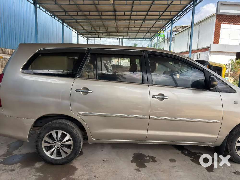 Innova Car For Sell 2010 Diesel