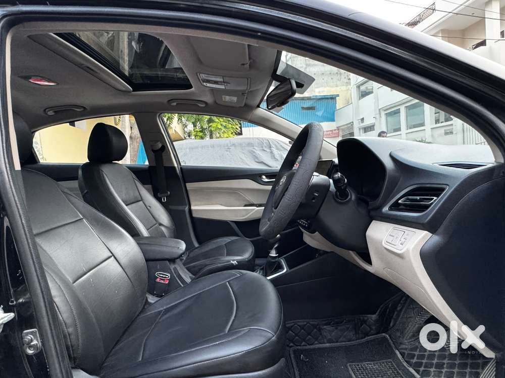 Hyundai Verna 1.5 Sx Petrol Mt, 2022, Petrol
