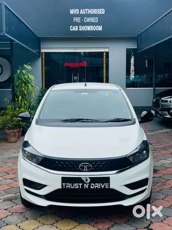 Tata Tiago 1.2 Revotron Xt (o), 2024, Petrol