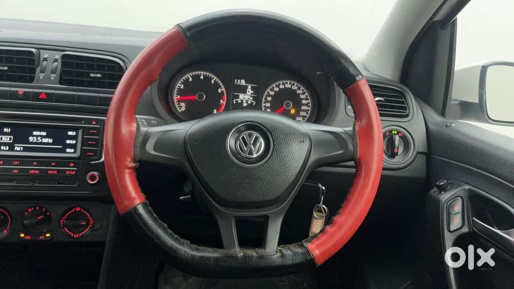 Volkswagen Polo Petrol Comfortline 1.2l, 2017, Petrol