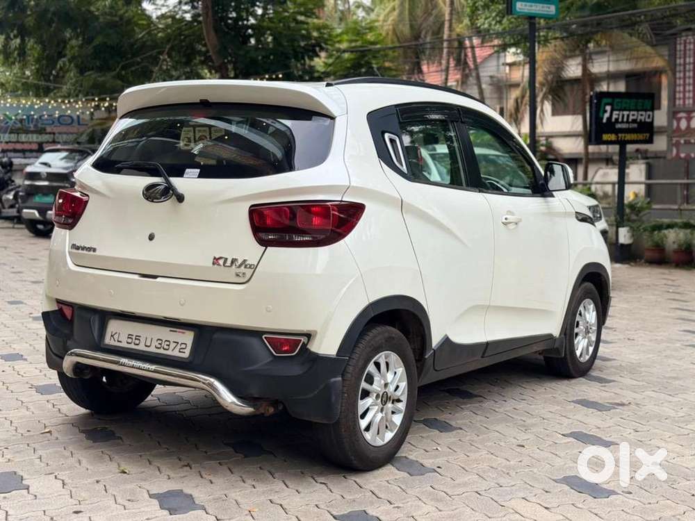 Mahindra Kuv 100 2016 Petrol 74000 Km Driven