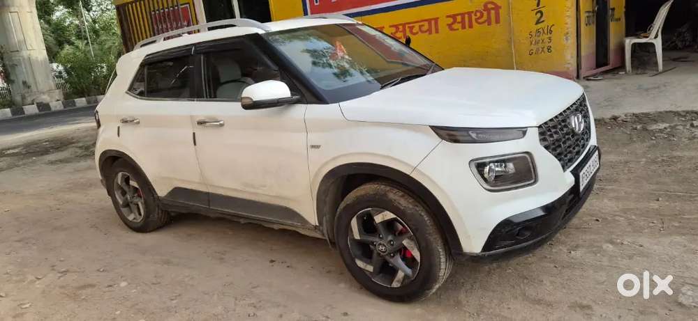 Hyundai Venue 2019 Petrol Well Maintained
