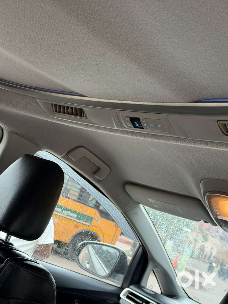 Toyota Innova Crysta 2.4 Z 7 Str, 2016, Diesel