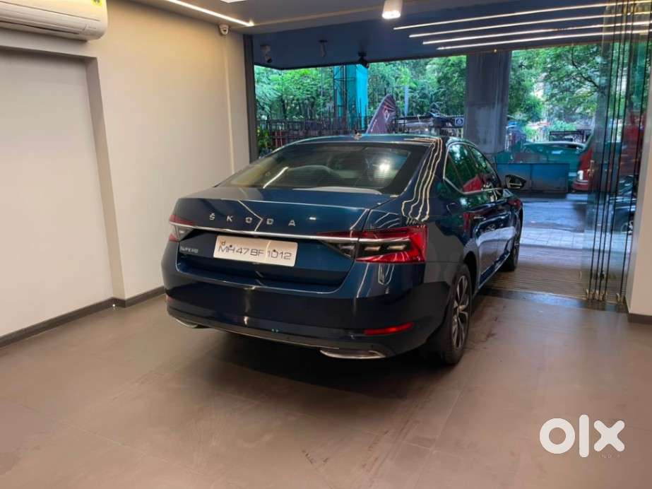 Skoda Superb 2.0 Tsi At L&k, 2022, Petrol