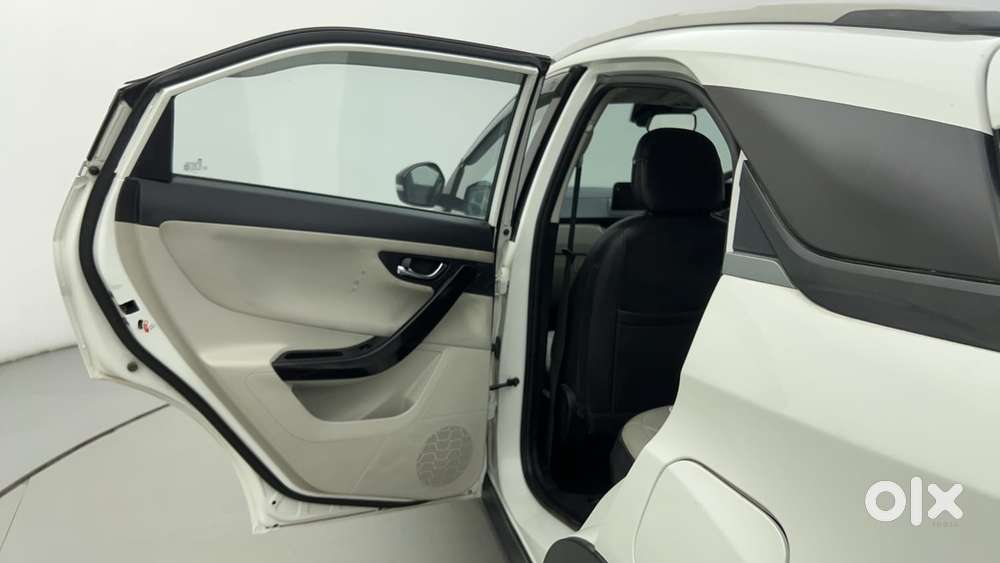Tata Nexon 1.5 Revotorq Xza Plus S Amt, 2021, Petrol