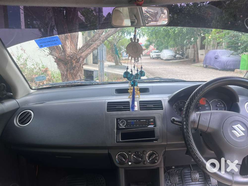 Maruti Suzuki Swift 2010