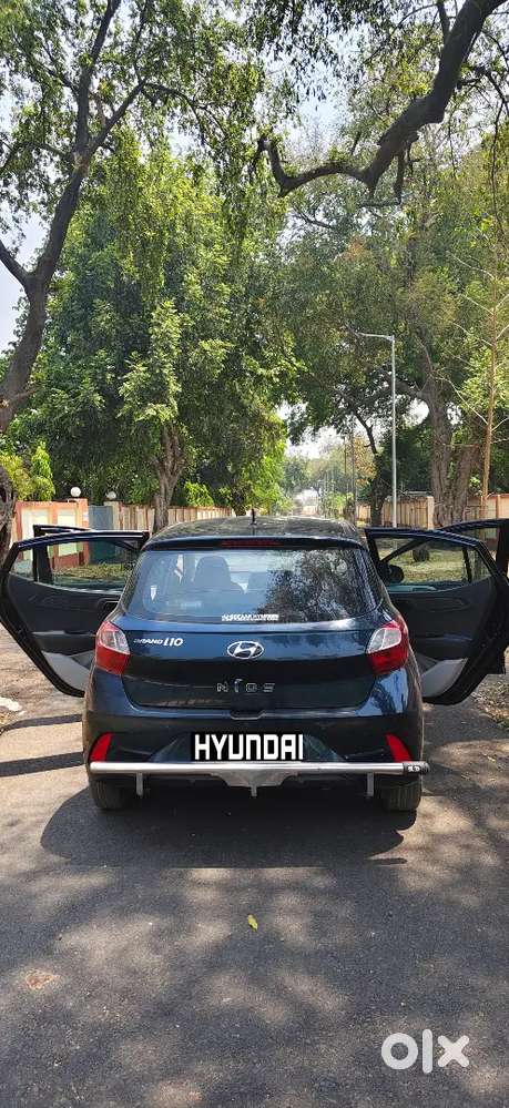 Mast Car Hai Bhai Le Lo