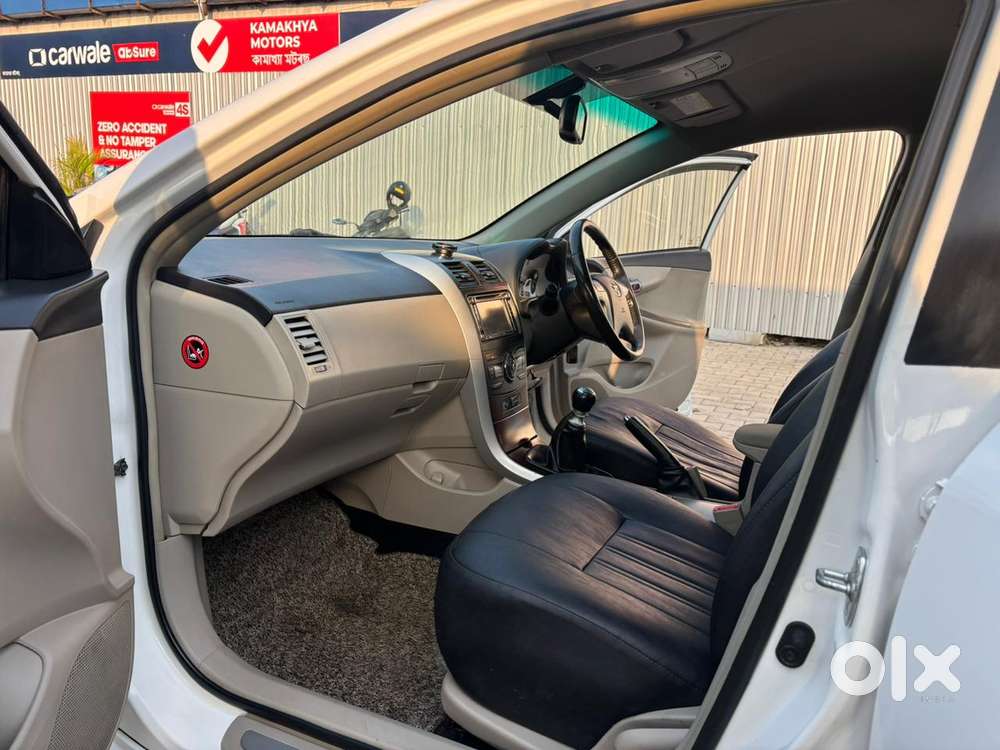 Toyota Corolla Altis 2010-2013 G, 2012, Petrol